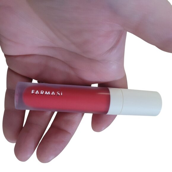 FARMASI Latina Lip Lacquer 03 Coqueta Vibrant‎ Long Lasting 0.18 fl.oz Red - Picture 3 of 10